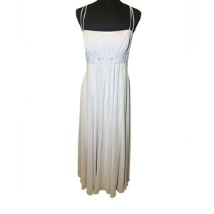 Elegant White Maxi Dress
